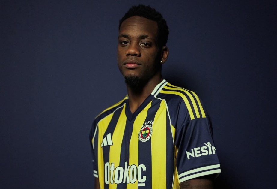Jhon Duran Joins Fenerbahçe on Loan from Al-Nassr in Strategic Move